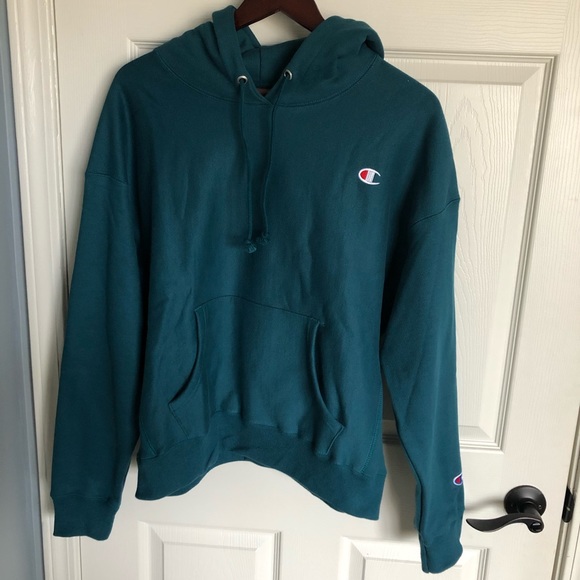Champion Sweaters - Women Champion reverse weave emerald hoodie sz XL